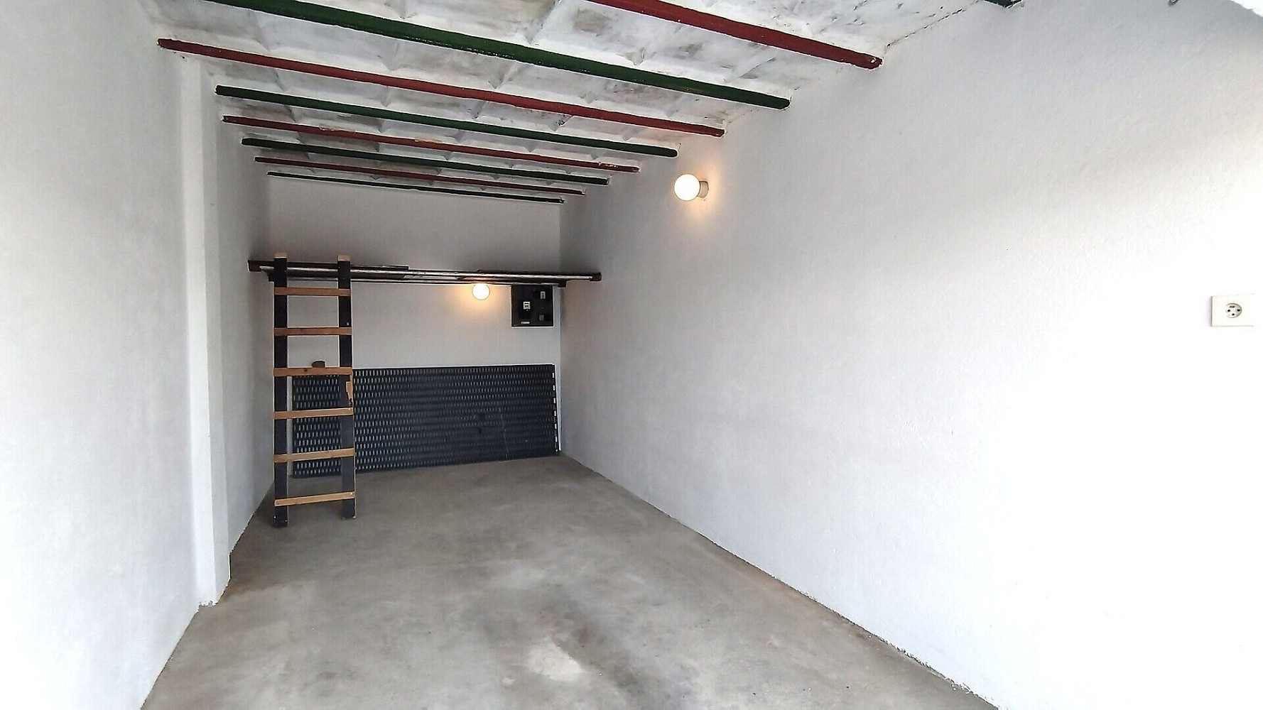 Prodej zrekonstruované garáže, 18 m2, soběslav — photo 4