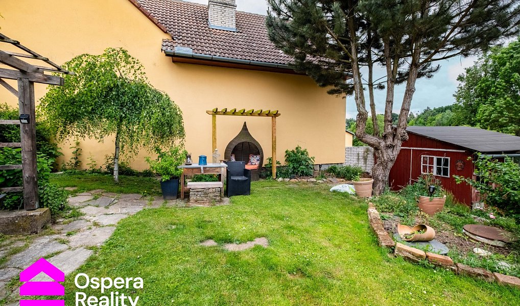 Prodej domu 137 m² s pozemkem 1 021 m², Starý Petřín – náhled fotky 13