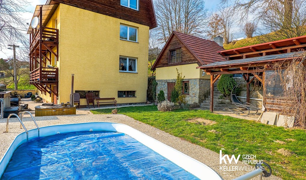 Prodej domu 251 m² s pozemkem 1 028 m², Zašová – náhled fotky 40
