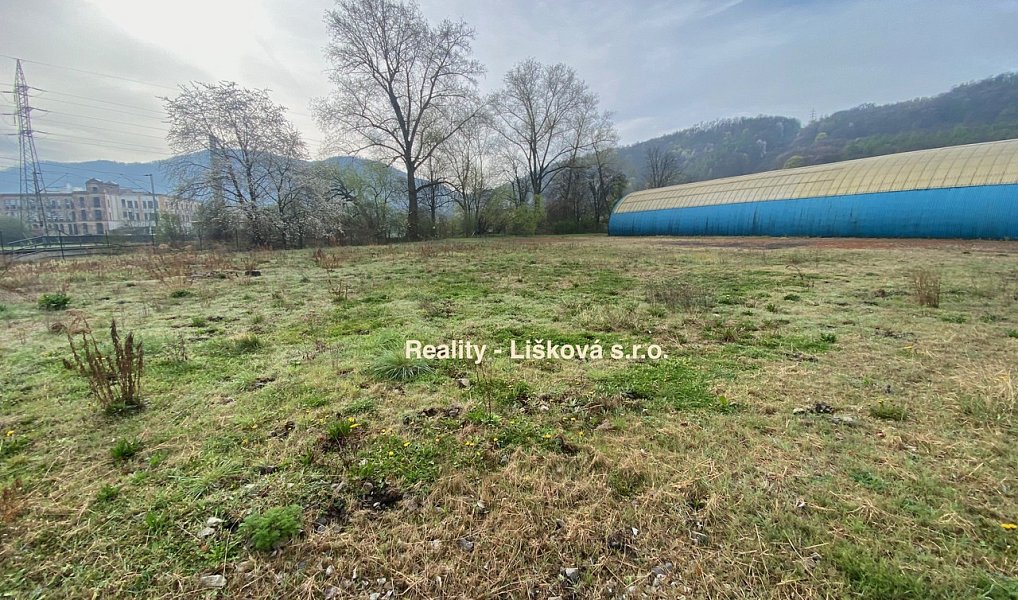 Pronájem komerčního pozemku 3 600 m², Velké Březno – náhled fotky 6