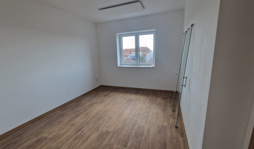 Prodej bytu 3+1 68 m², Uherský Brod – náhled fotky 9