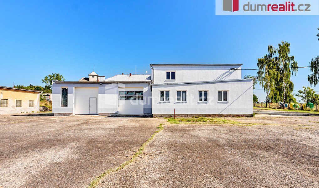 Prodej výrobních prostor 2 500 m², Štědrá – náhled fotky 4