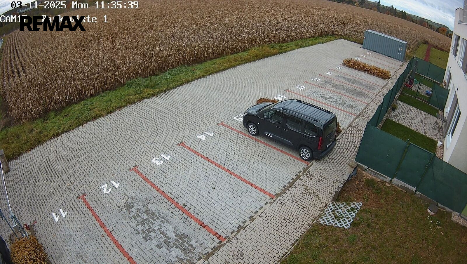 Pronájem venkovního parkovacího místa v Kolíně, ul. Antonína Dvořáka – fotografie 2