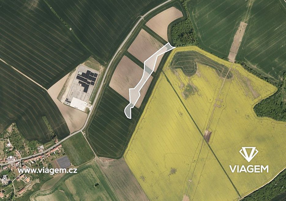 Prodej pole 2 751 m²