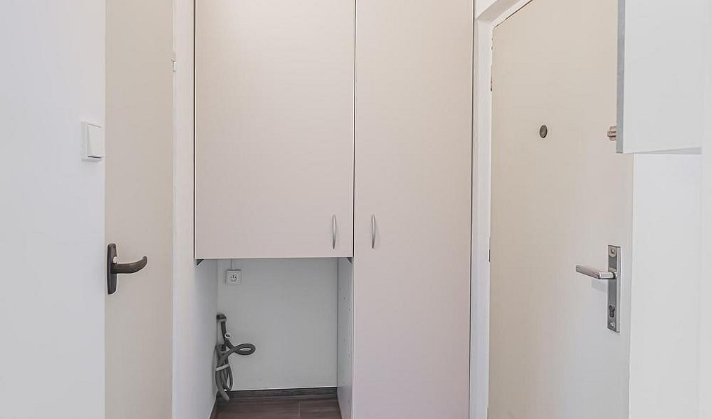 Pronájem bytu 1+kk 27 m², Hradec Králové – náhled fotky 8