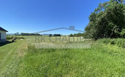 Prodej stavebního pozemku 3 847 m², Mahouš, okres Prachatice