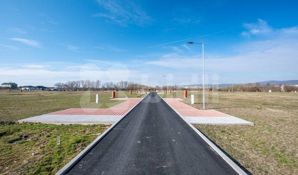 Prodej stavebního pozemku 1 195 m², Vrskmaň – náhled fotky 3