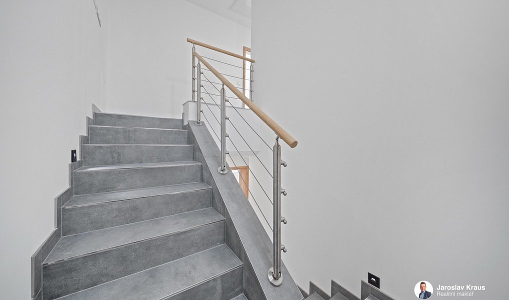 Prodej domu 134 m² s pozemkem 176 m², Nová Paka – náhled fotky 25