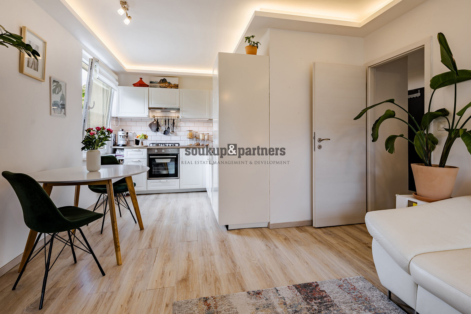 Pronájem bytu 3+kk 60 m²