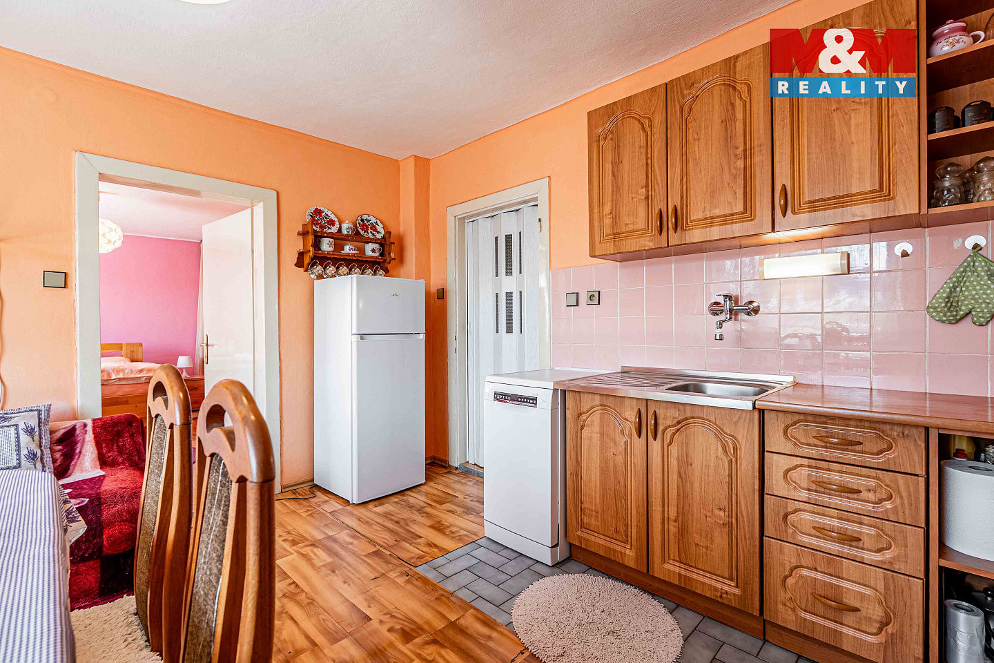 Prodej domu 80 m² s pozemkem 15 989 m² — photo 2