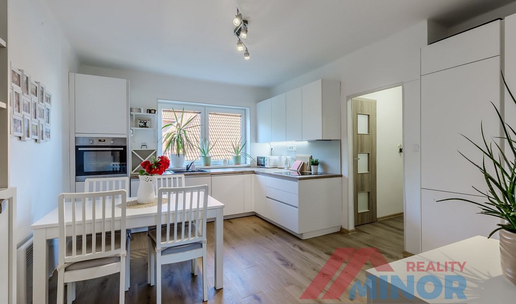 Prodej bytu 1+1 42 m², Buštěhrad – náhled fotky 6