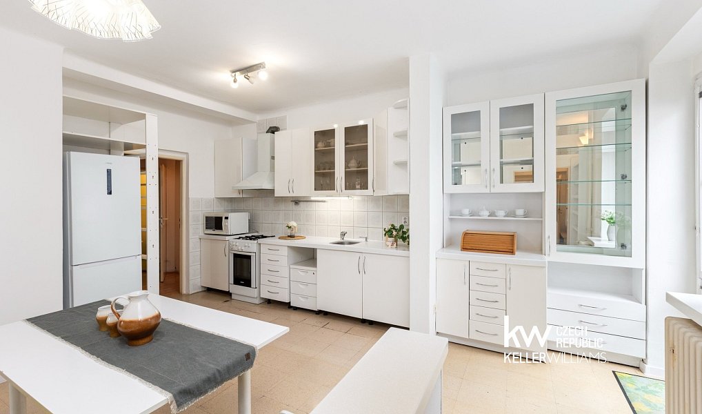 Prodej domu 226 m² s pozemkem 343 m², Praha – náhled fotky 8