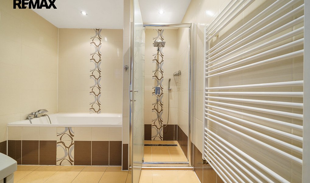 Prodej bytu 4+1 158 m², Horní Slavkov – náhled fotky 11