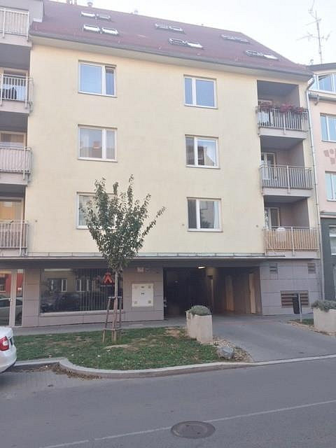 Pronájem garážového stání v zakladači, Brno - Královo Pole, ul. Rostislavovo náměstí – fotografie 5