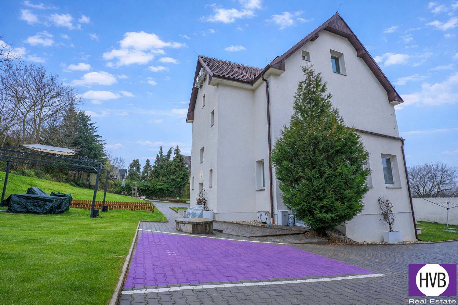 Prodej bytu 1+kk 16 m² – fotografie 2