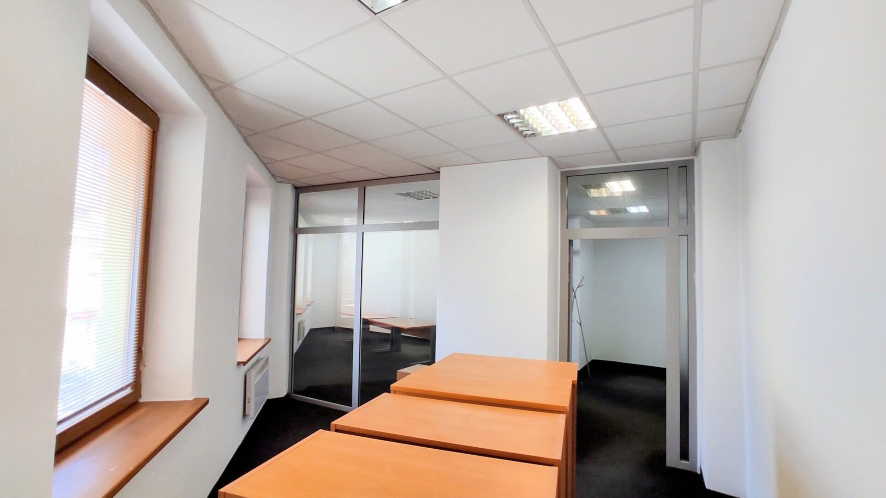 Pronájem kanceláře 58 m² — photo 5