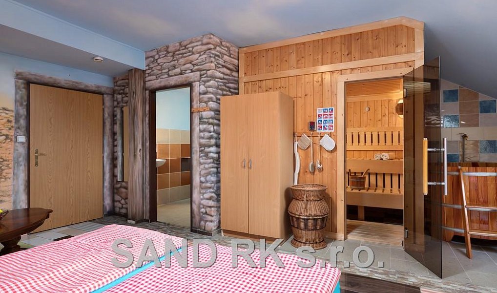 Prodej domu 3 600 m² s pozemkem 5 177 m², Puclice – náhled fotky 27