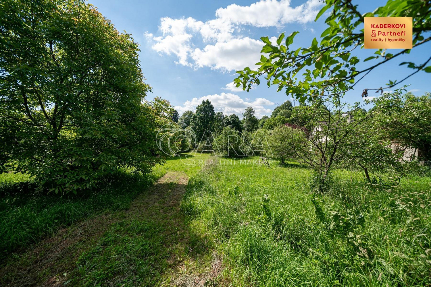 Prodej stavebního pozemku 2 911 m² – fotografie 3
