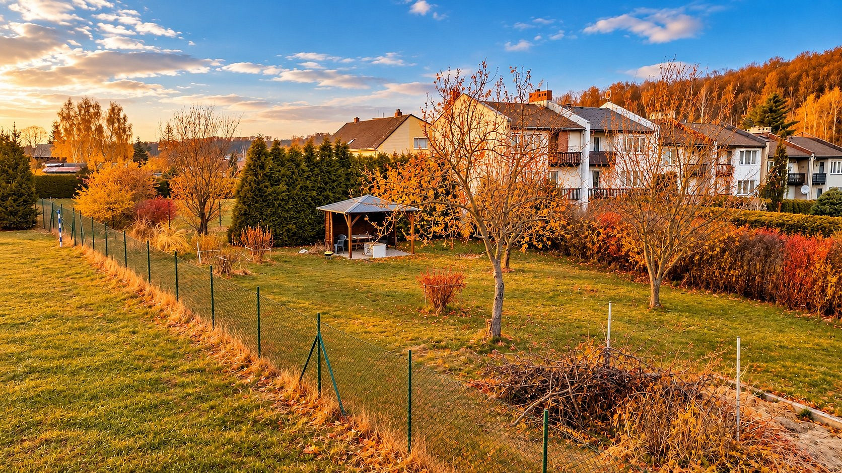 Prodej stavebního pozemku 1 607 m² – fotografie 2