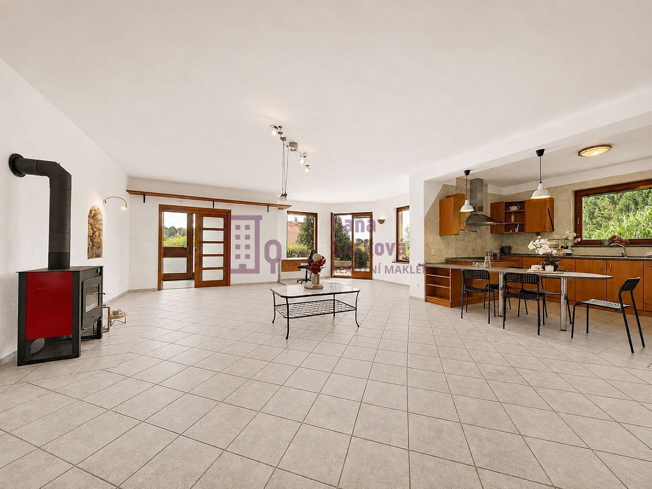 Prodej domu 210 m² s pozemkem 2 641 m² — photo 4