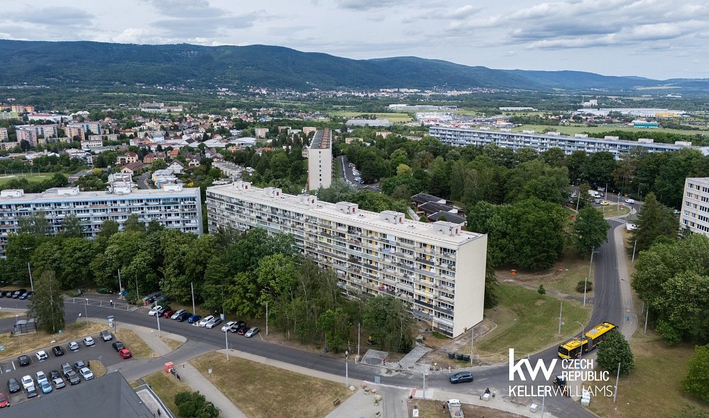 Prodej bytu 3+1 72 m², Teplice – náhled fotky 44