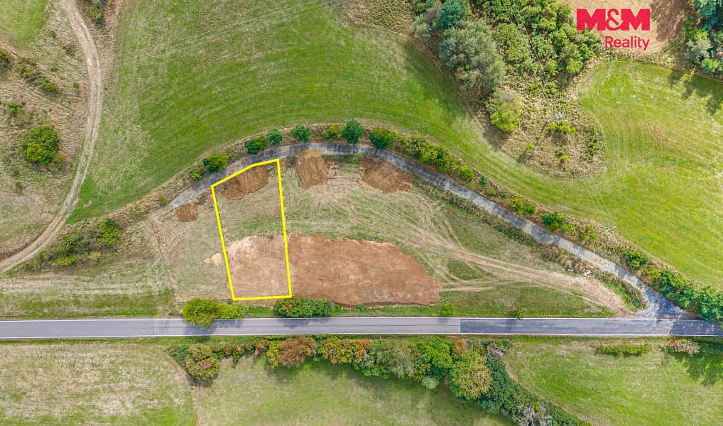 Pronájem stavebního pozemku 770 m², Milešov – náhled fotky 2