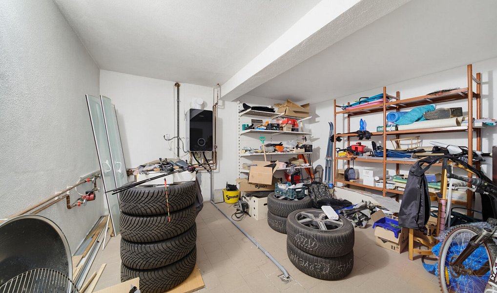 Prodej domu 300 m² s pozemkem 1 491 m², Luženičky – náhled fotky 33