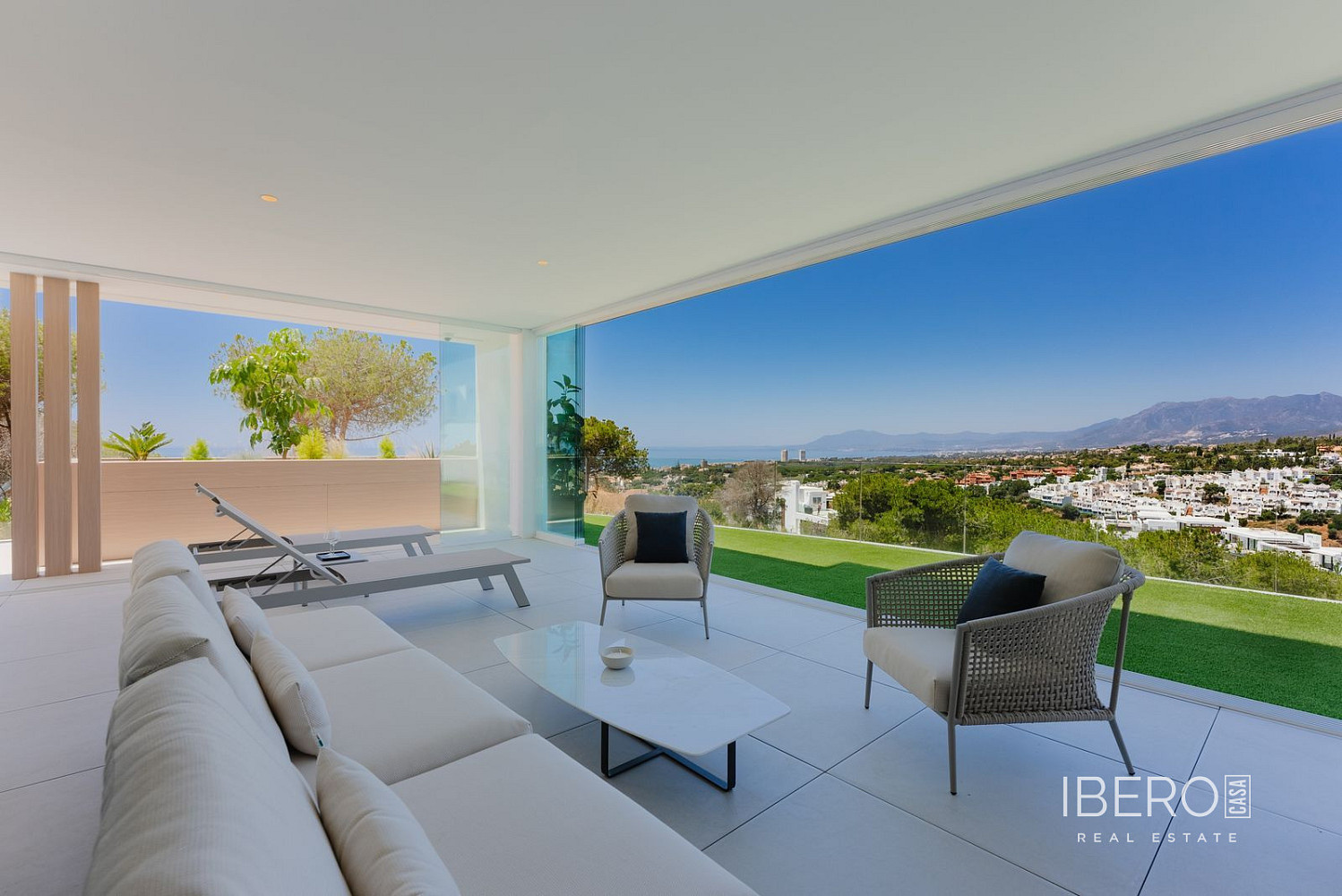 Piso 4+kk – Marbella, Urbanización Marbesa - Más