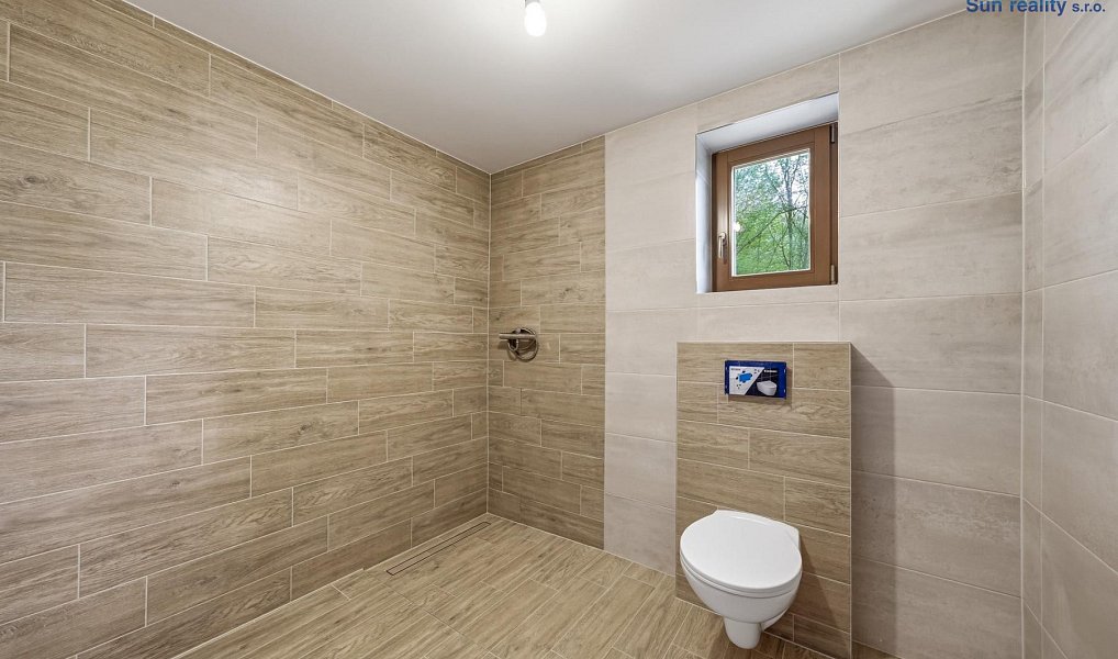 Prodej domu 180 m² s pozemkem 2 195 m², Zubří – náhled fotky 8