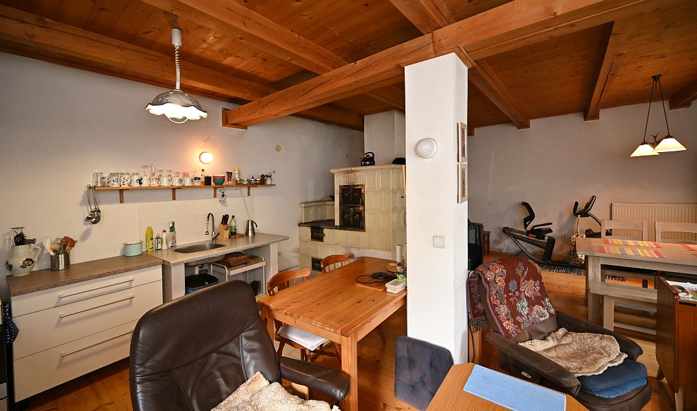 Prodej domu 291 m² s pozemkem 11 689 m², Deštná – náhled fotky 6