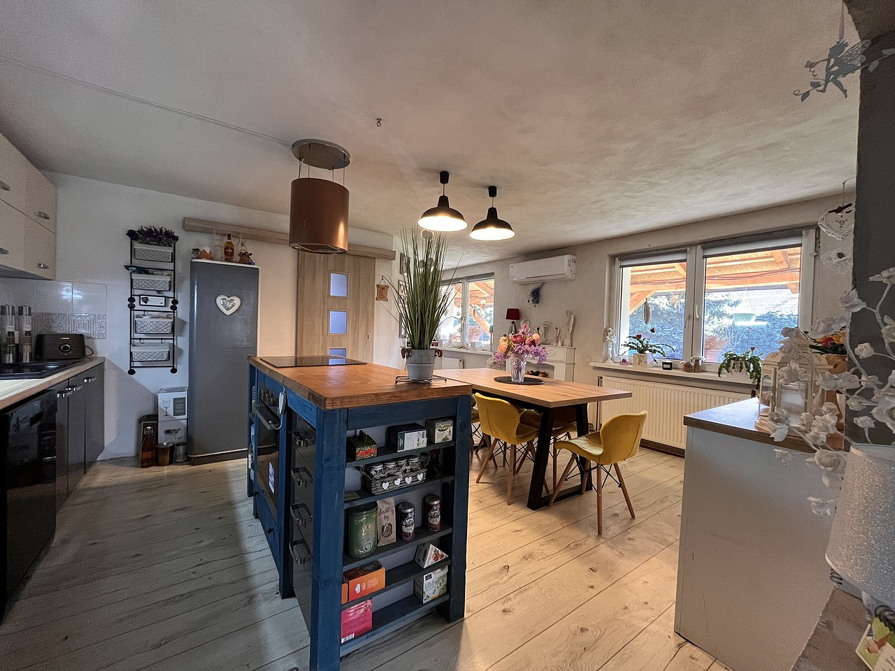 Prodej domu 257 m² s pozemkem 1 300 m² – další