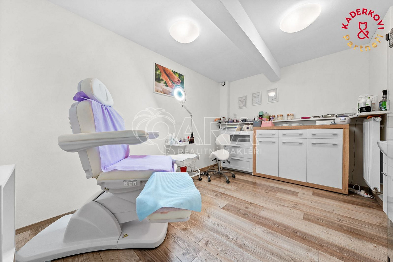 Prodej obchodních prostor 172 m²