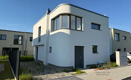 Prodej domu 105 m² s pozemkem 164 m²