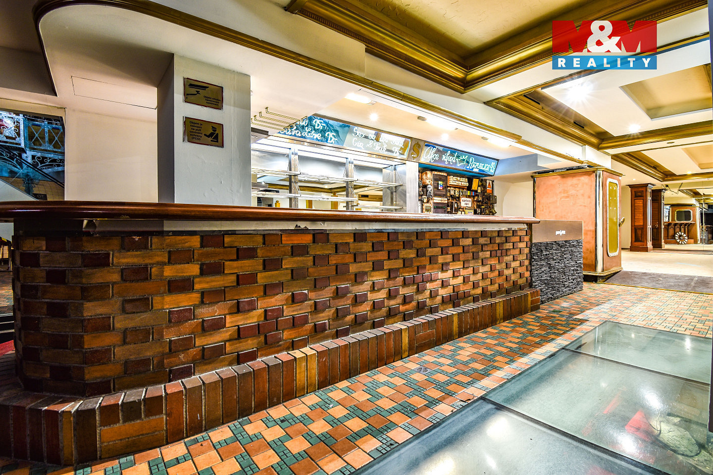 Pronájem obchodních prostor 250 m² — photo 2