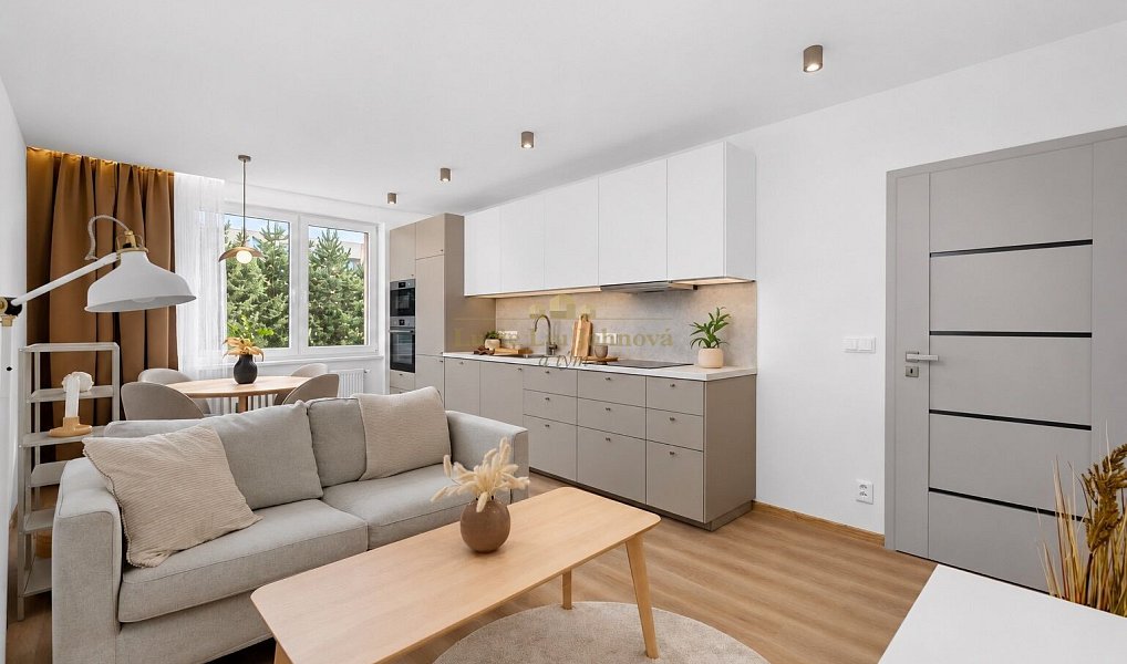 Prodej bytu 2+kk 41 m², Praha – fotka 1 z 9