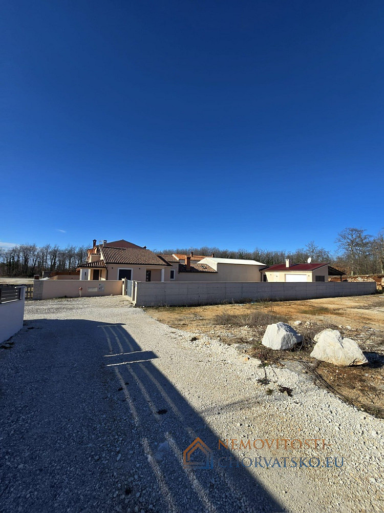 Prodej domu 133 m² s pozemkem 133 m² - Bild 2