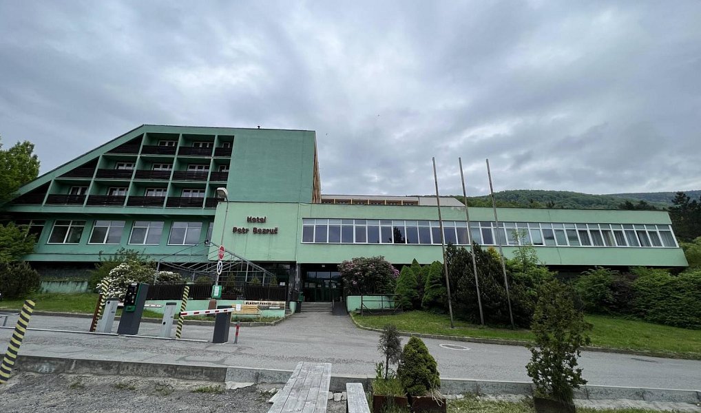 Prodej ubytovacího objektu 9 000 m², Malenovice – náhled fotky 3