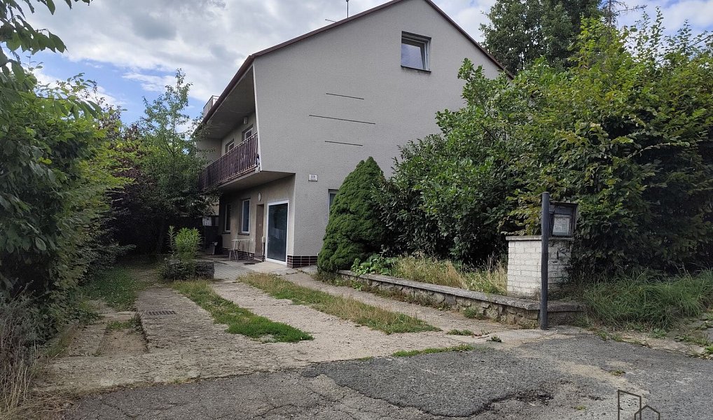 Prodej domu 395 m² s pozemkem 390 m², Brno – fotka 1 z 21