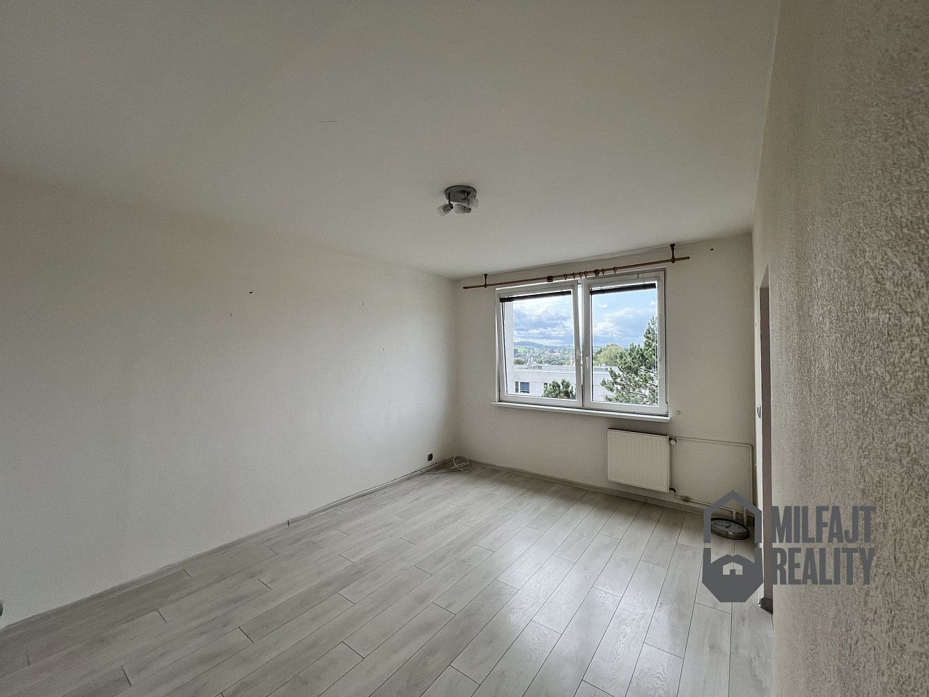Pronájem bytu 1+1 39 m² - Widok 4