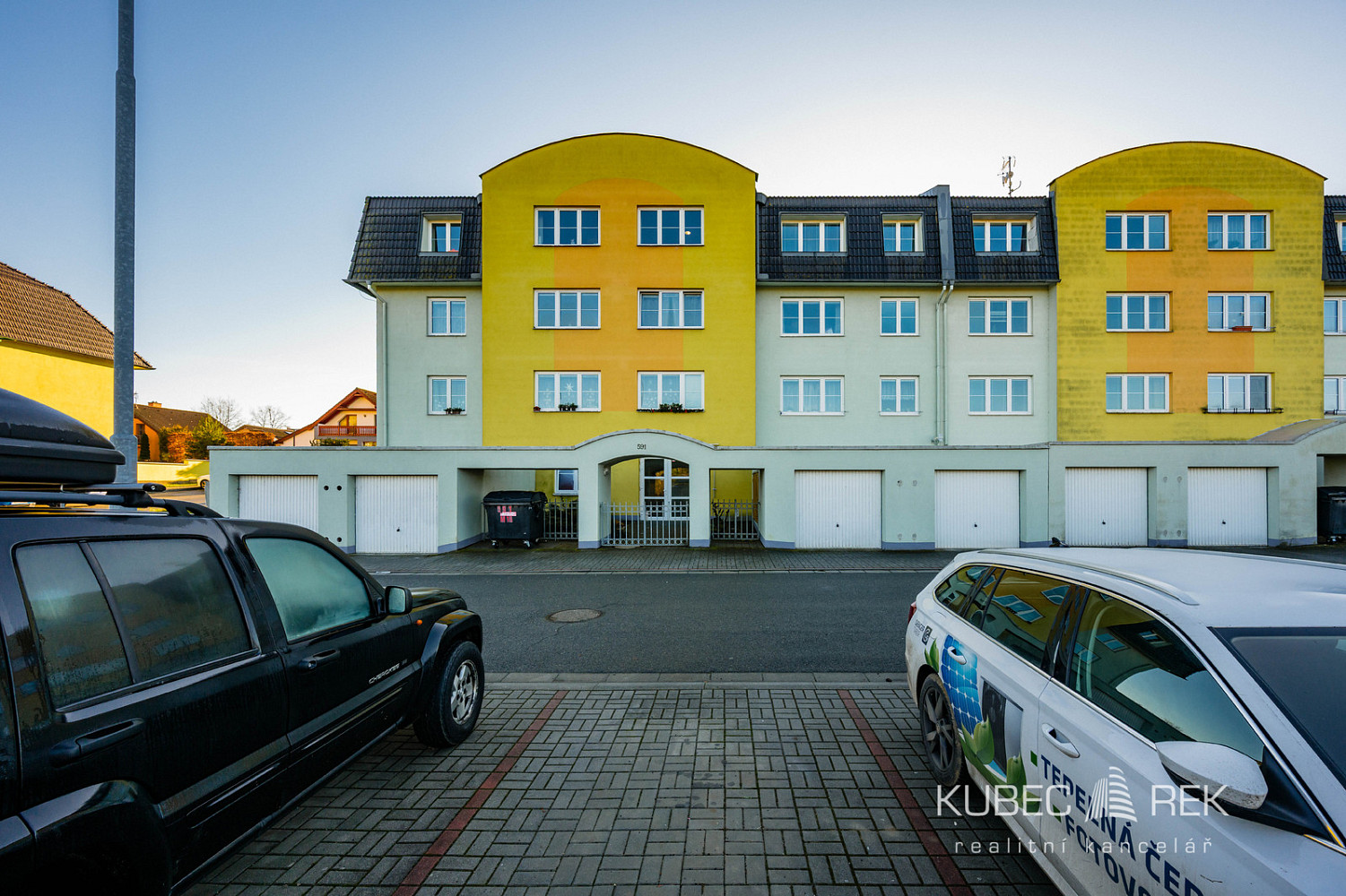Prodej garáže 18 m2, nad obchvatem 592 — photo 4