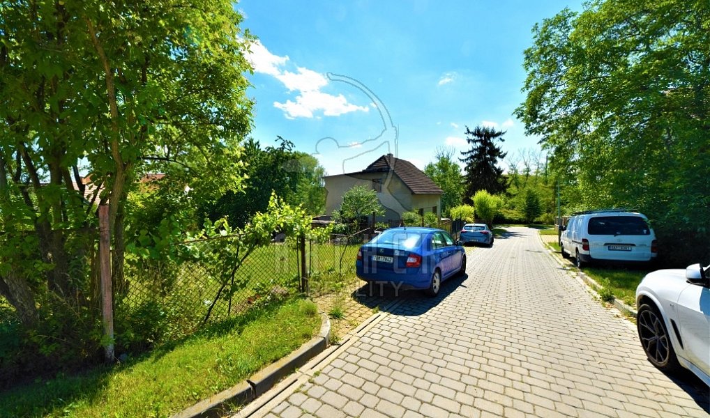 Prodej stavebního pozemku 793 m², Praha – náhled fotky 11