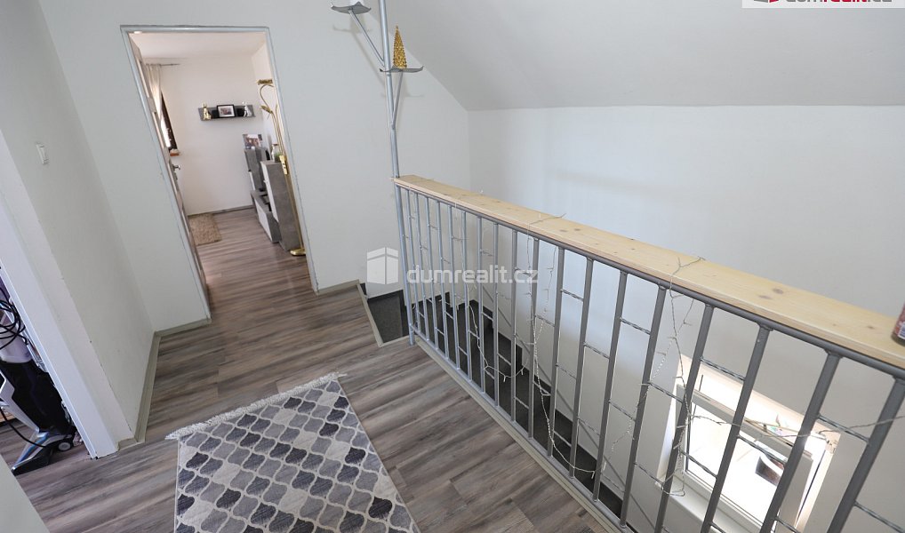 Prodej domu 330 m² s pozemkem 263 m², Habartov – náhled fotky 16