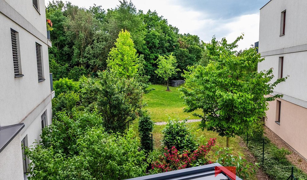 Prodej bytu 3+kk 95 m², Praha – náhled fotky 25