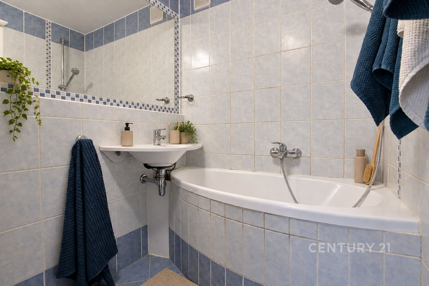 Prodej bytu 2+1 61 m² – fotografie 4