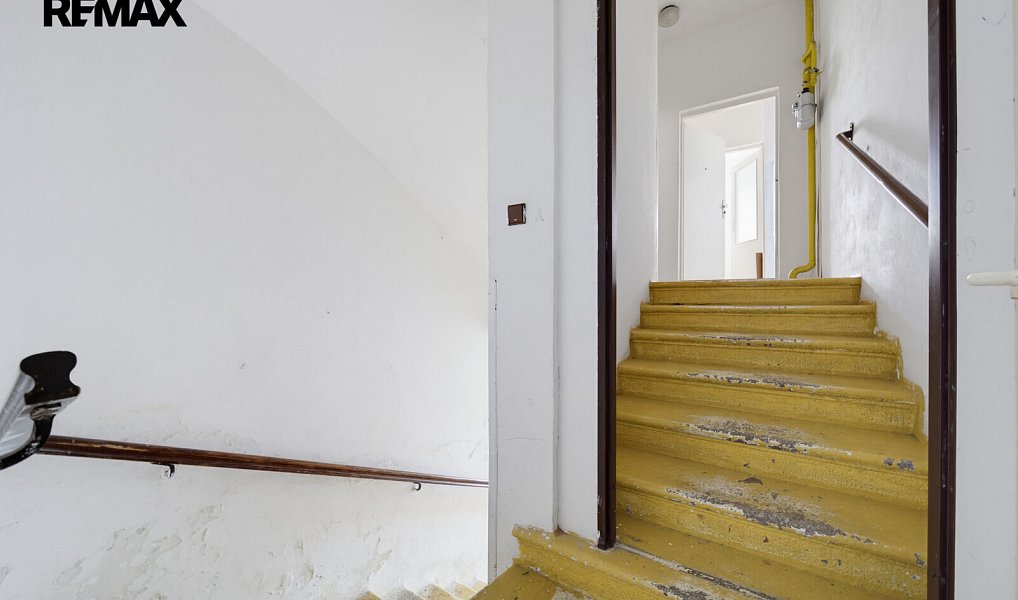 Prodej nájemního domu, činžáku 340 m², Aš – náhled fotky 24