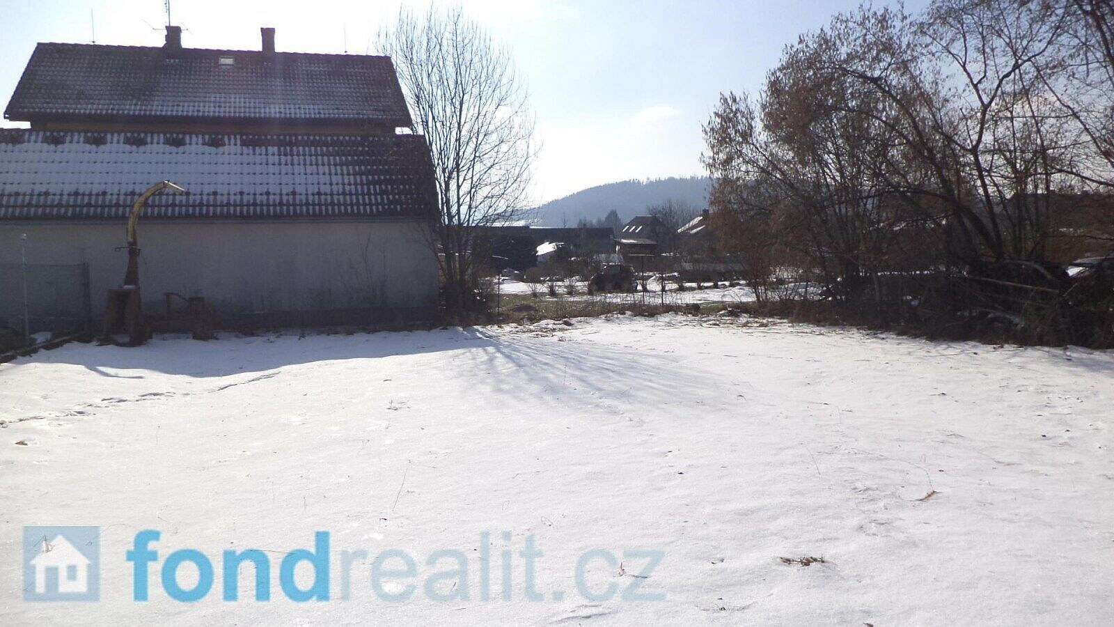 Prodej pozemku 680 m² – fotografie 5