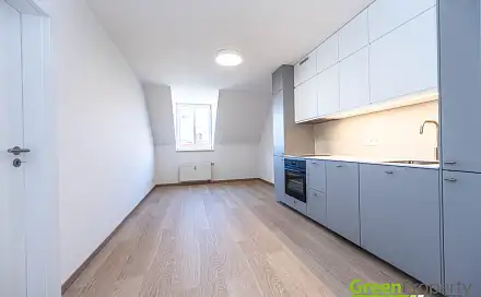 Pronájem bytu 2+kk 37 m²
