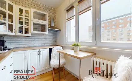 Prodej bytu 2+1 55 m², Vrchlického, Chomutov