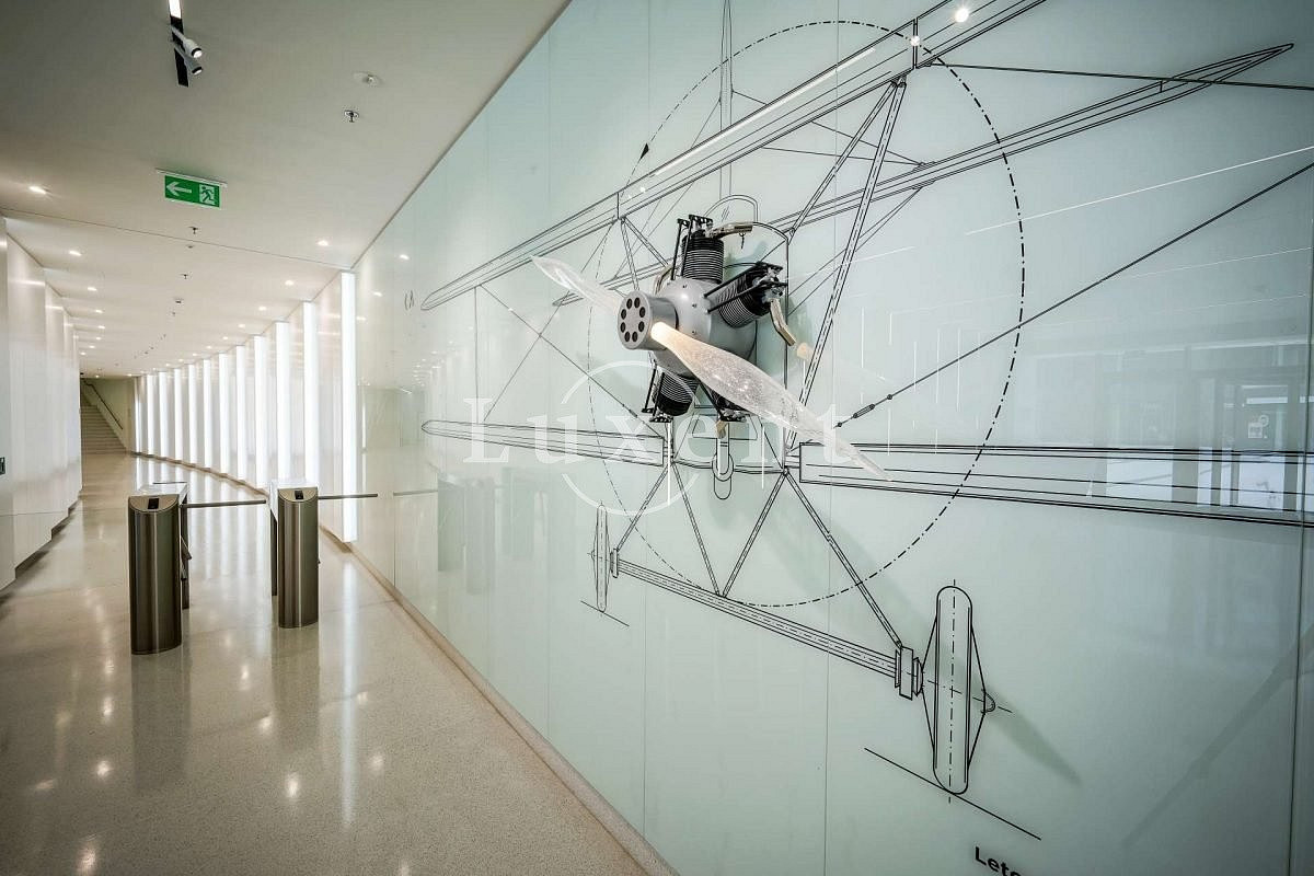 Pronájem kanceláře 1 711 m² – fotografie 5