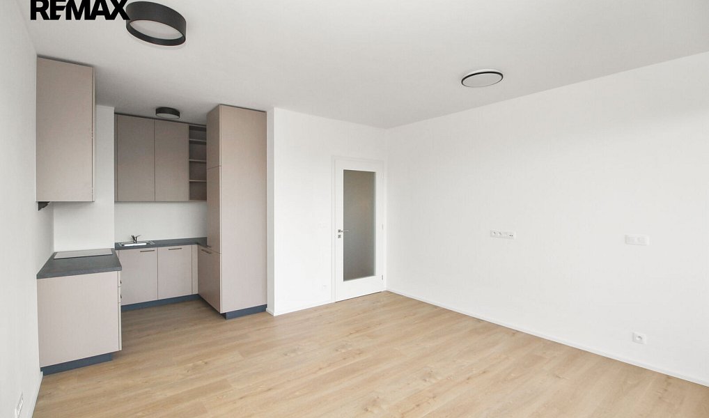 Pronájem bytu 2+kk 50 m², Praha – náhled fotky 10